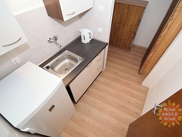 Pronájem komerčního prostoru, 64 m² (4 z 8)