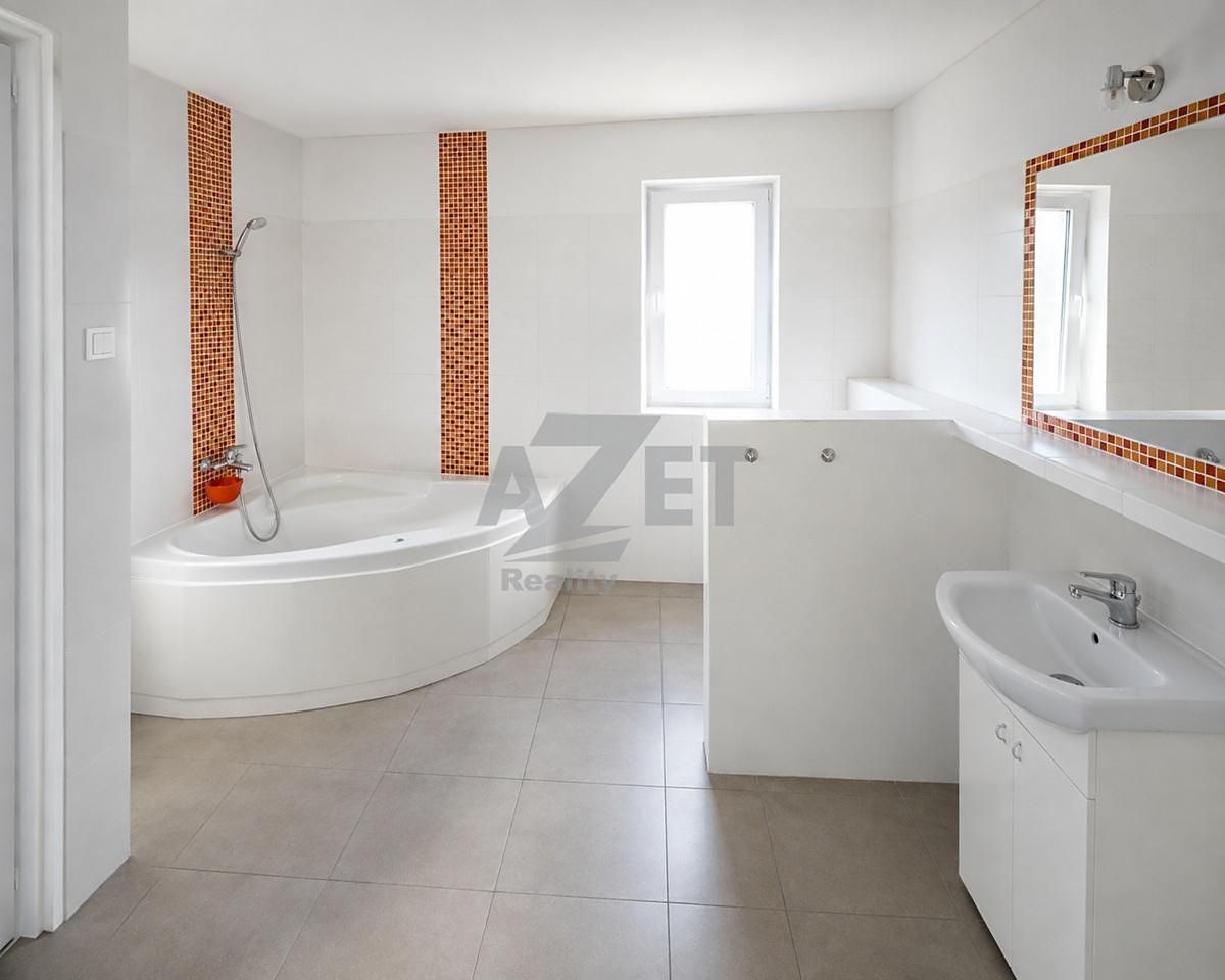 Prodej činžovního domu 472 m² – fotografie 3