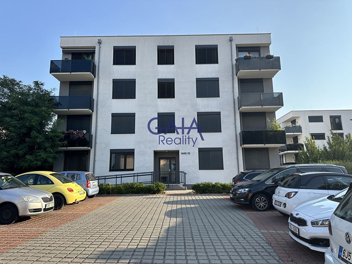 Pronájem bytu 1+kk 37 m²