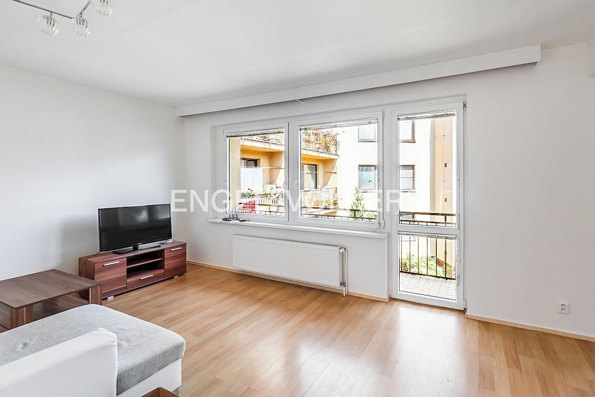 Pronájem bytu 4+kk 82 m²