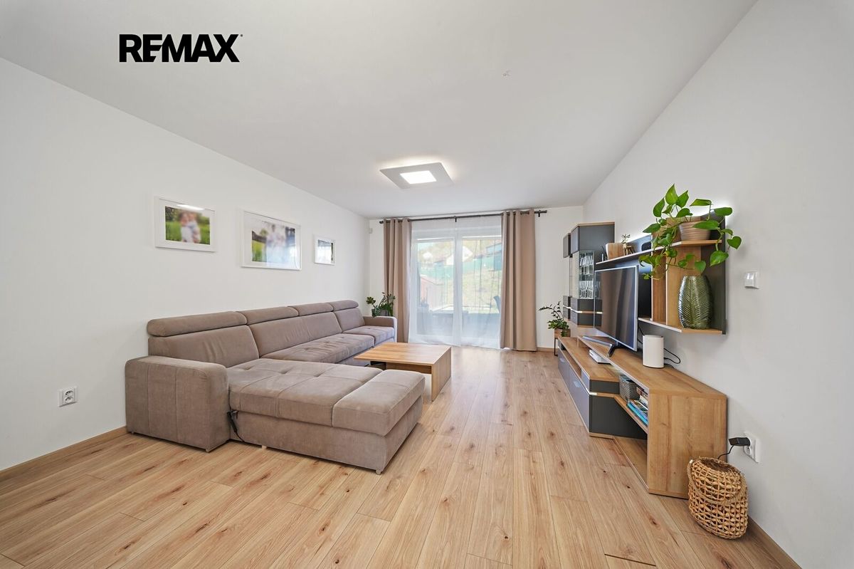 Prodej rodinného domu 151 m², pozemek 201 m² – fotografie 3