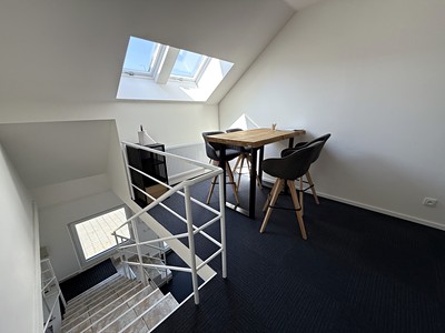 Pronájem kanceláře 182 m²