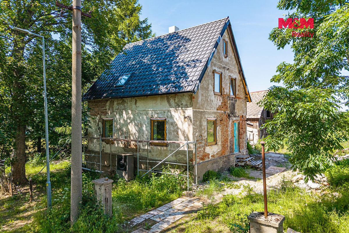 Prodej rodinného domu 99 m², pozemek 748 m² – fotografie 2