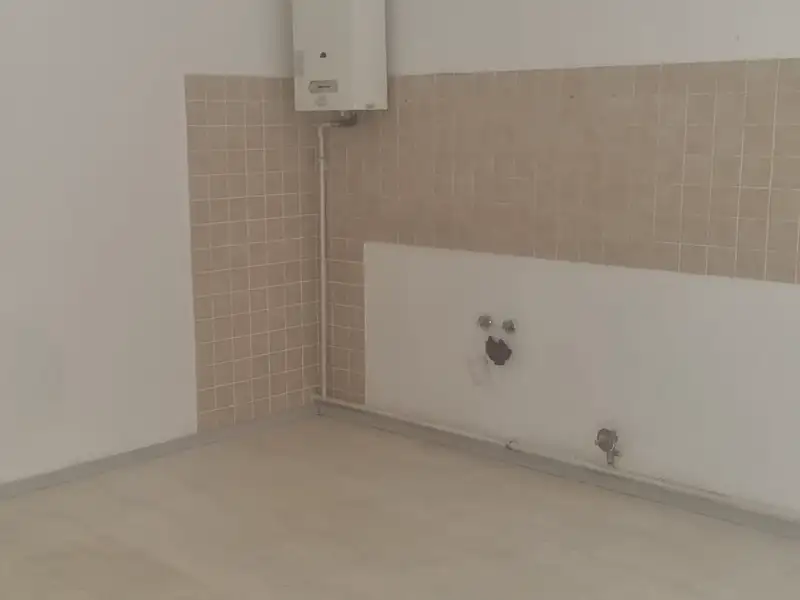 Pronájem bytu 2+1 73 m², Teplice – náhled fotky 3
