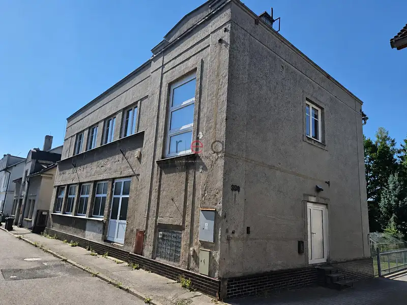 Prodej komerční nemovitosti 280 m², Nový Bor – náhled fotky 3