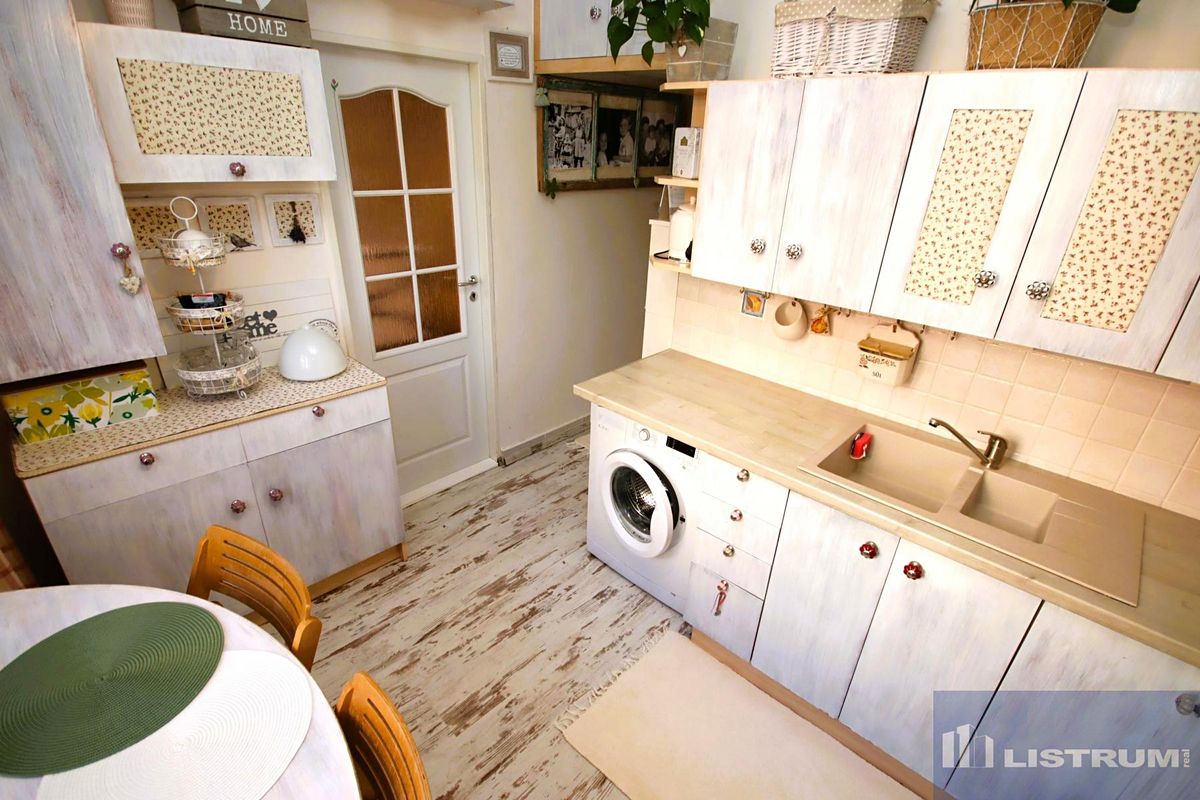 Prodej bytu 3+1 66 m² – fotografie 2