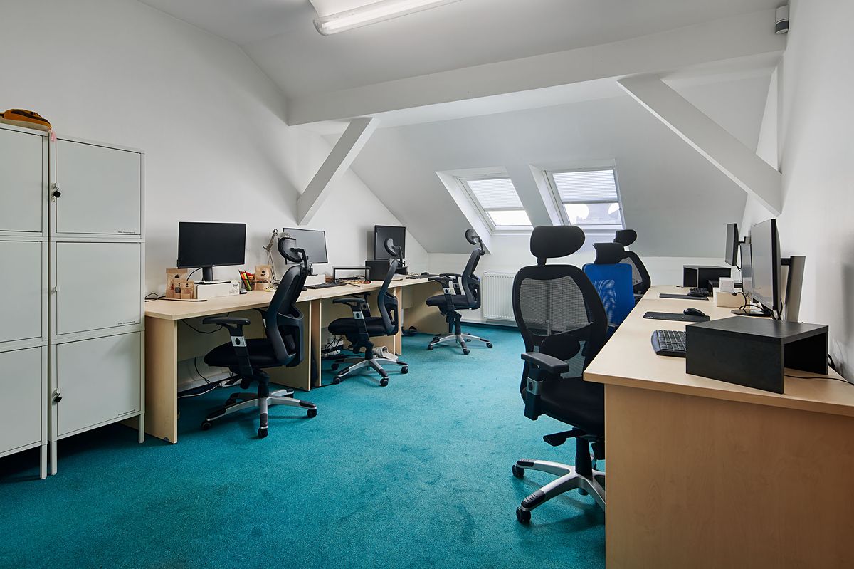 Pronájem kanceláře 87 m²