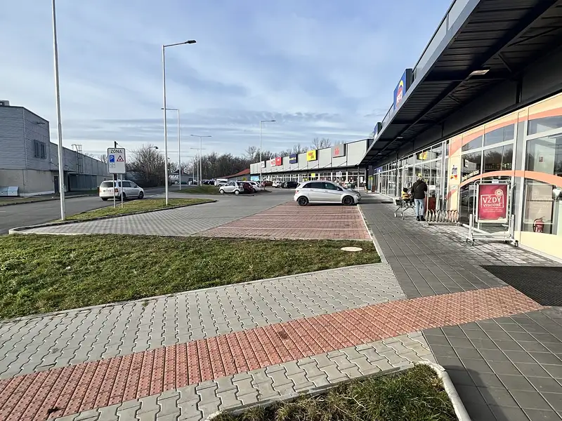 Pronájem obchodního prostoru 8 m², Bohumín – náhled fotky 3