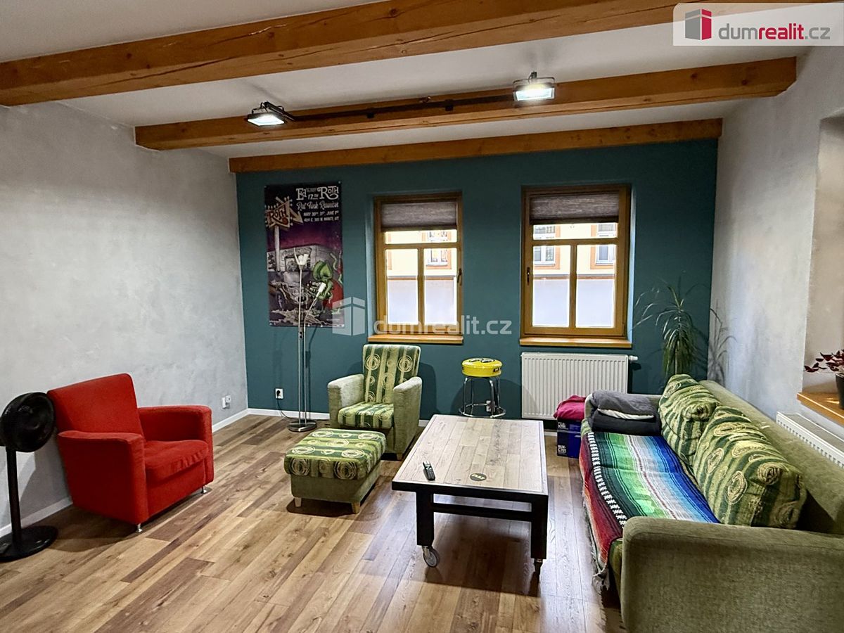 Prodej rodinného domu 106 m², pozemek 269 m² – fotografie 2