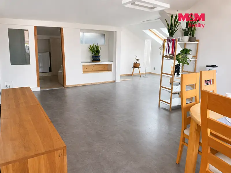 Prodej bytu 4+1 115 m², Pardubice – náhled fotky 2
