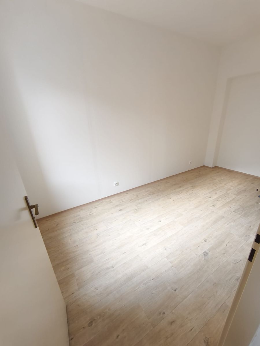 Pronájem bytu 1+1 30 m² – fotografie 4