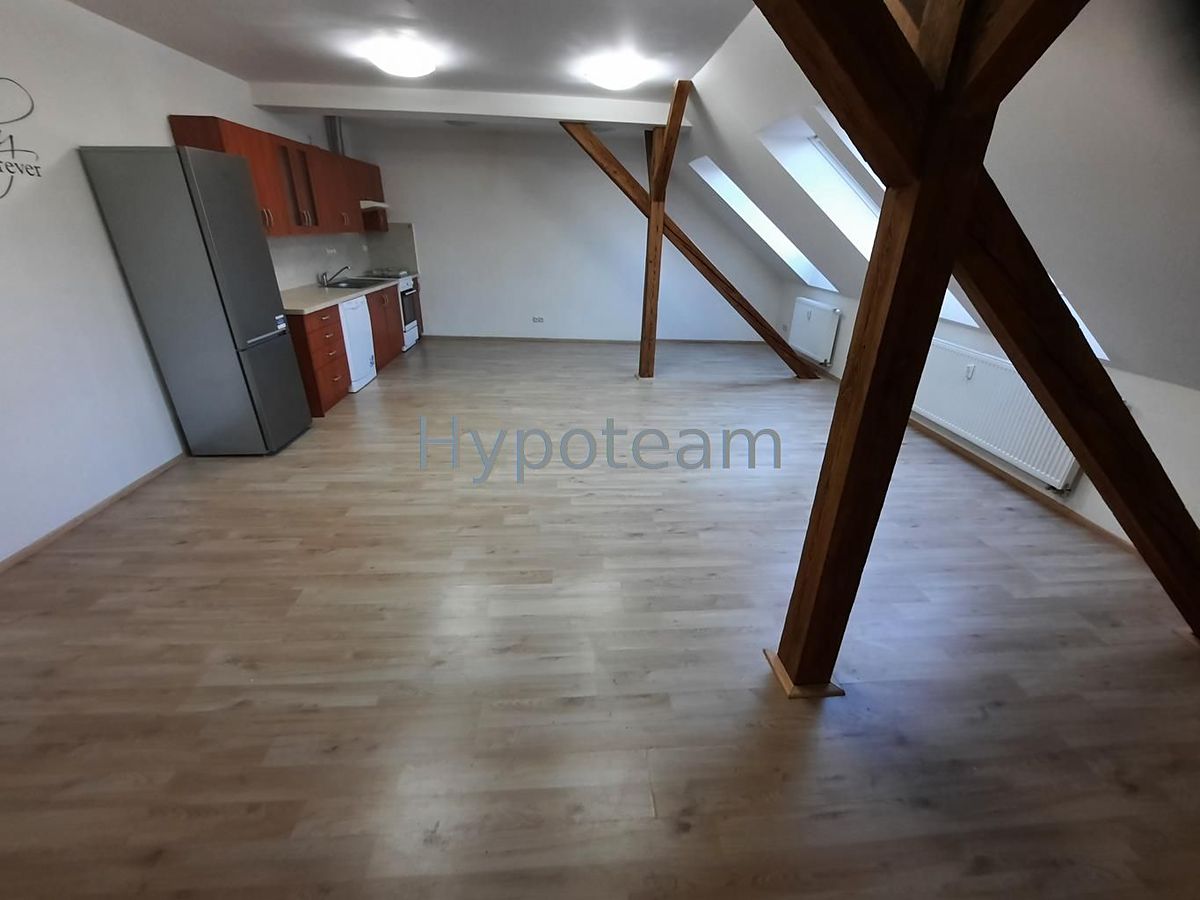 Pronájem bytu 2+kk 75 m²