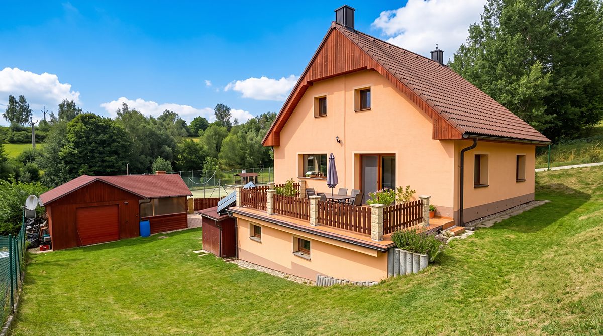 Prodej rodinného domu 150 m², pozemek 536 m² – fotografie 2
