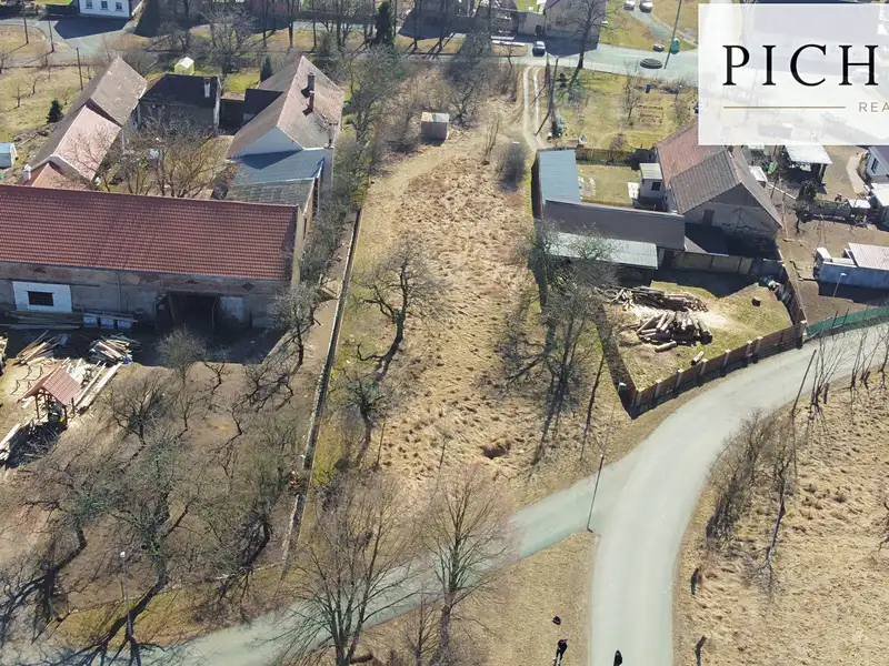 Prodej stavebního pozemku 934 m², Planá – náhled fotky 2
