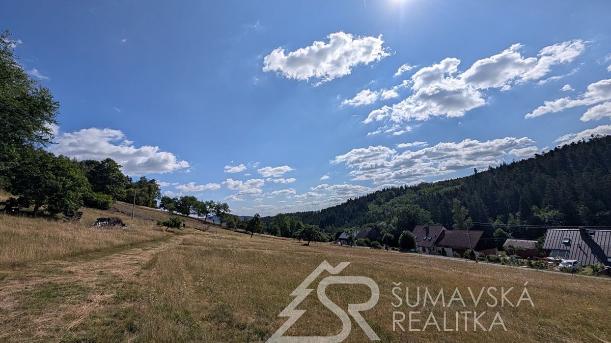 Prodej stavebního pozemku 4773 m² – fotografie 2