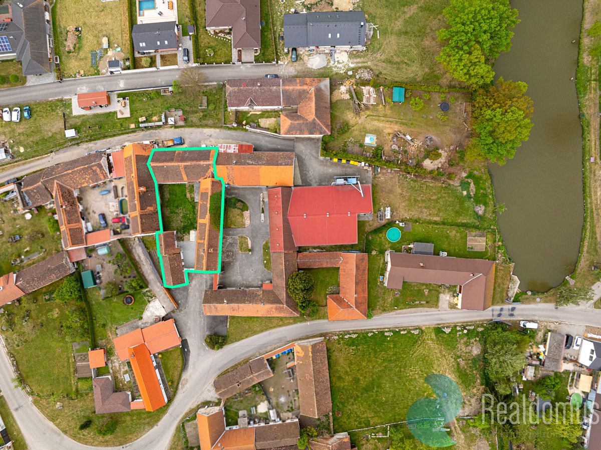 Prodej skladového prostoru 809 m² – fotografie 3