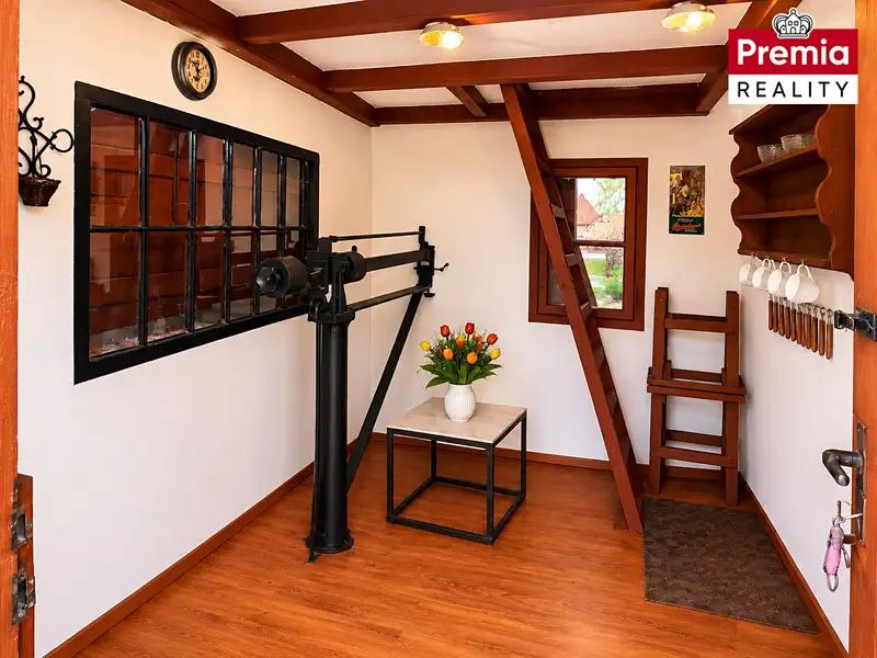 Prodej specifického typu nemovitosti 24 m², Peruc – náhled fotky 1