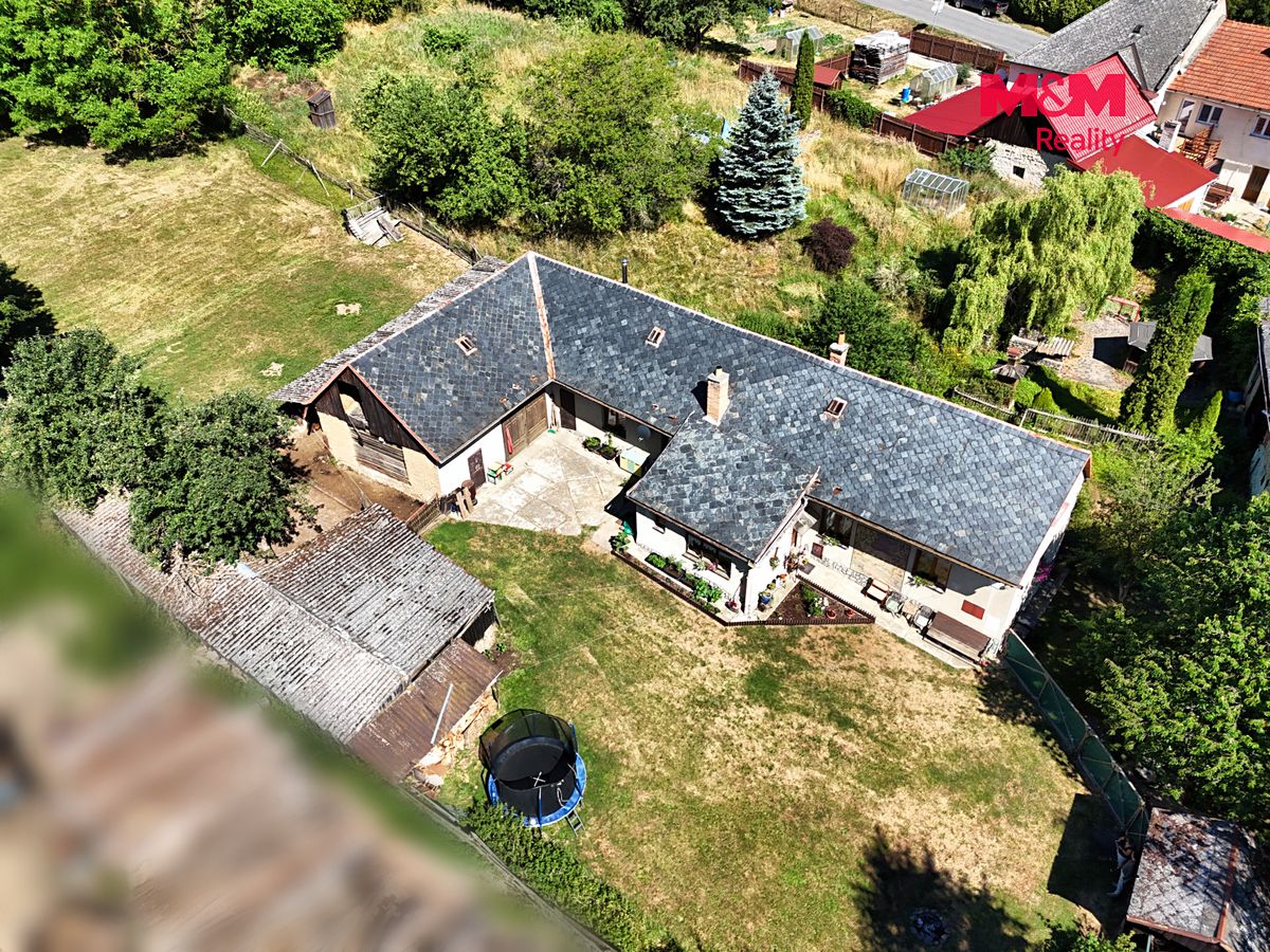Prodej rodinného domu 100 m², pozemek 3420 m² – fotografie 2