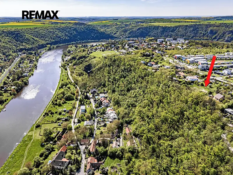 Prodej stavebního pozemku 1070 m², Husinec – náhled fotky 3