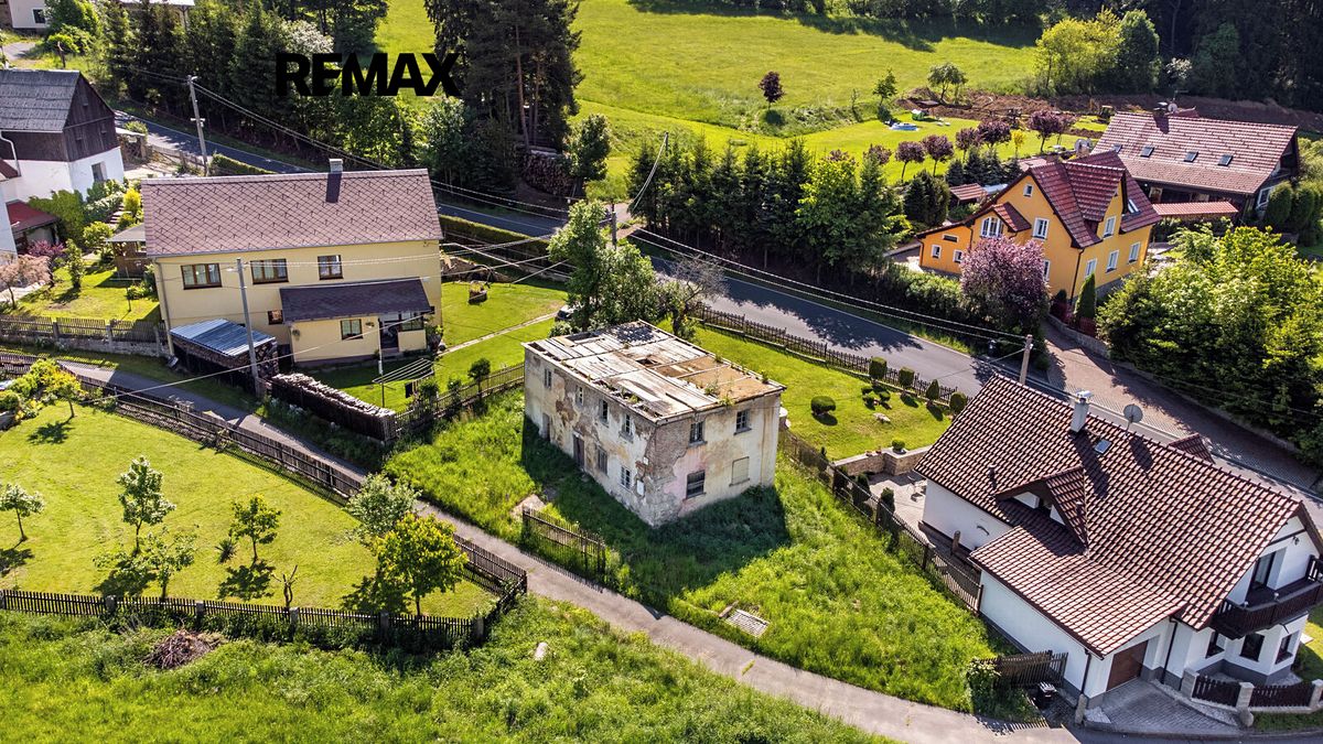 Prodej stavebního pozemku 579 m², Bečov nad Teplou – fotka 1 z 3