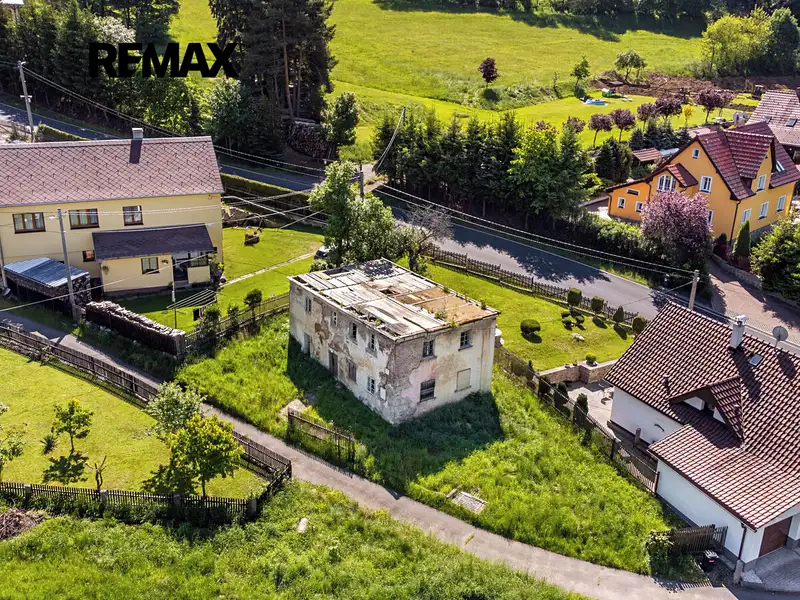 Prodej stavebního pozemku 579 m², Bečov nad Teplou – náhled fotky 1
