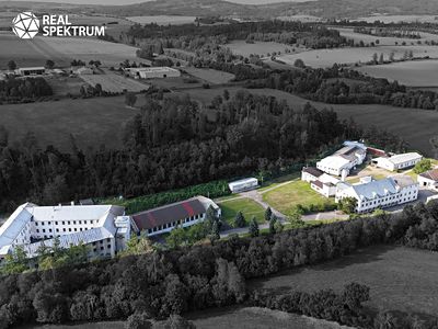 Prodej výrobní haly, prostoru 10000 m²