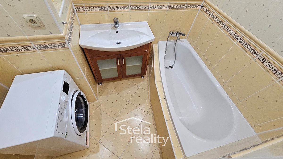 Pronájem bytu 2+1 55 m² – fotografie 3