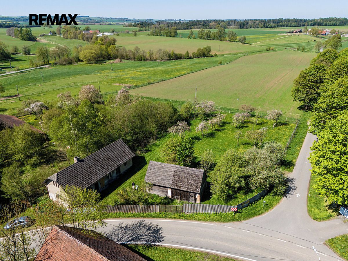 Prodej rodinného domu 70 m², pozemek 2046 m²