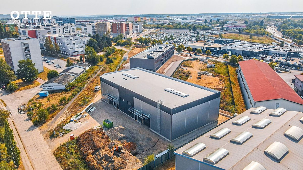 Pronájem skladového prostoru 804 m² – fotografie 3