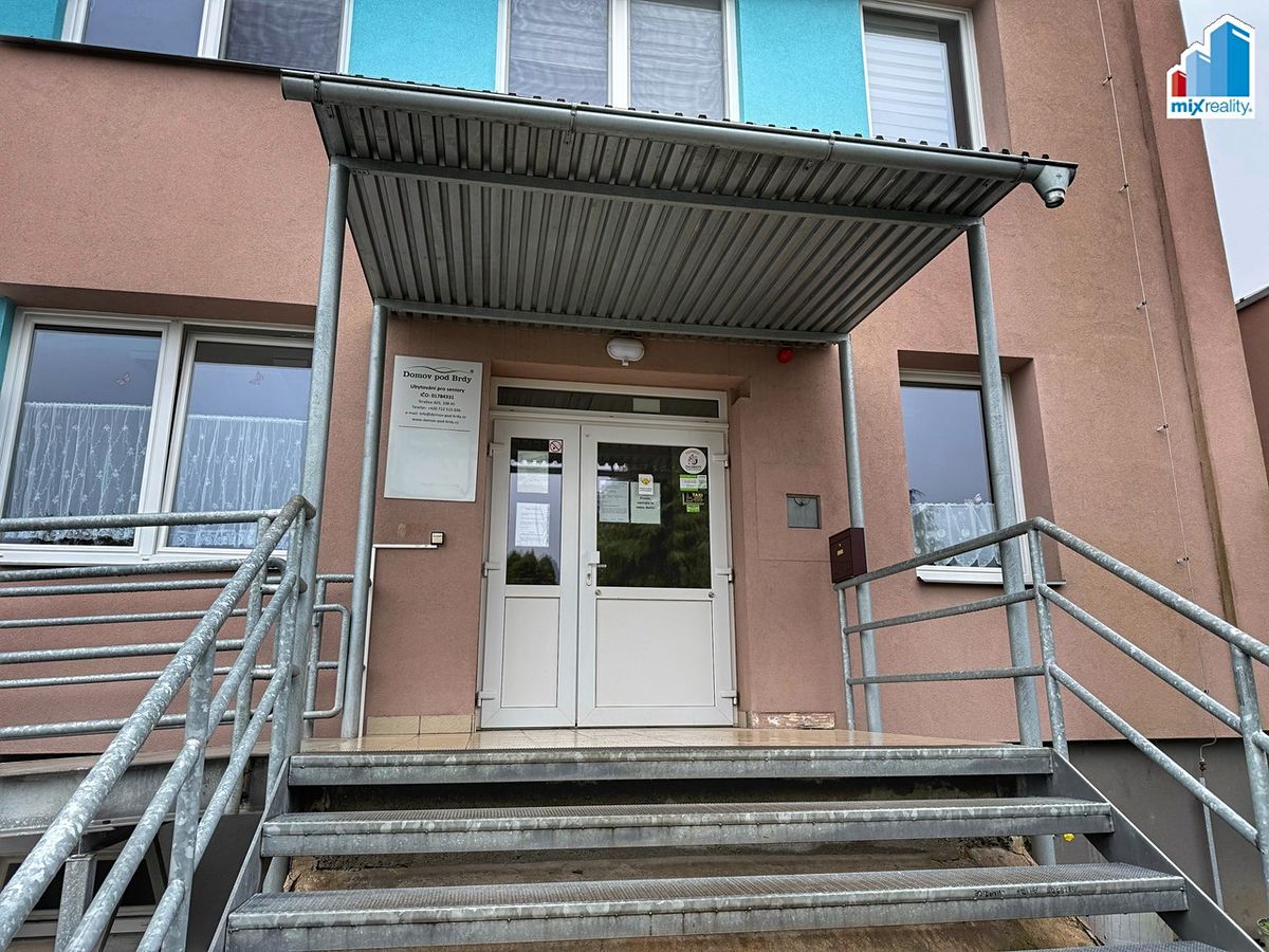 Pronájem bytu 2+1 50 m² – fotografie 3