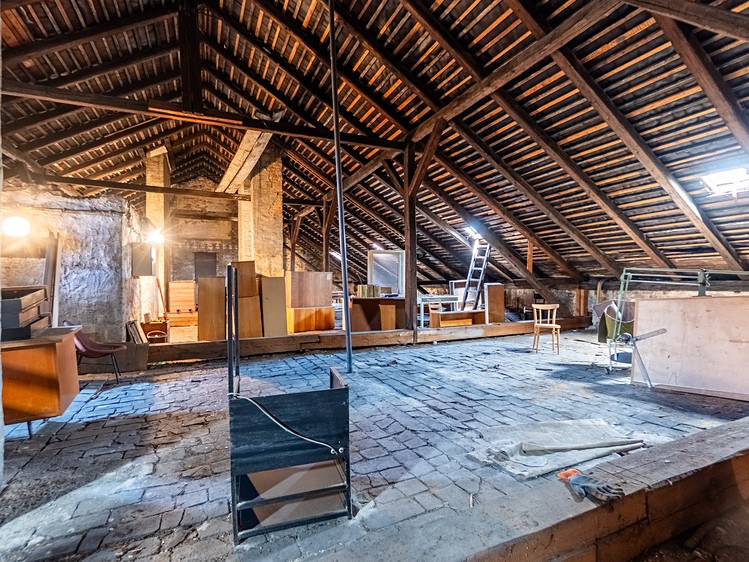 Комерційне приміщення на продаж, 1 254 м² (28 з 31)