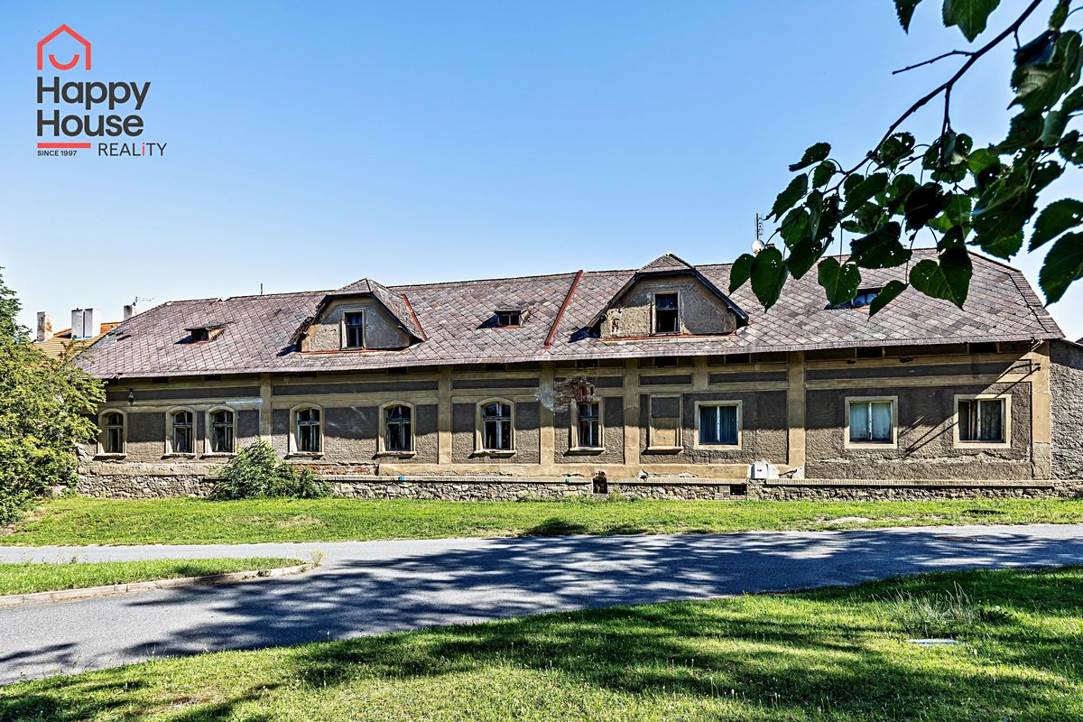 Prodej rodinného domu 220 m², pozemek 3038 m²