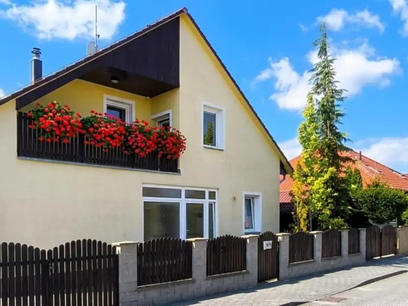 Prodej vícegeneračního domu 176 m², pozemek 504 m², České Budějovice – náhled fotky 1