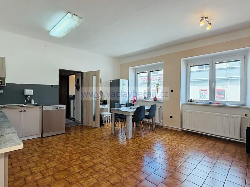Prodej rodinného domu 146 m², pozemek 200 m², Česká Třebová – náhled fotky 2