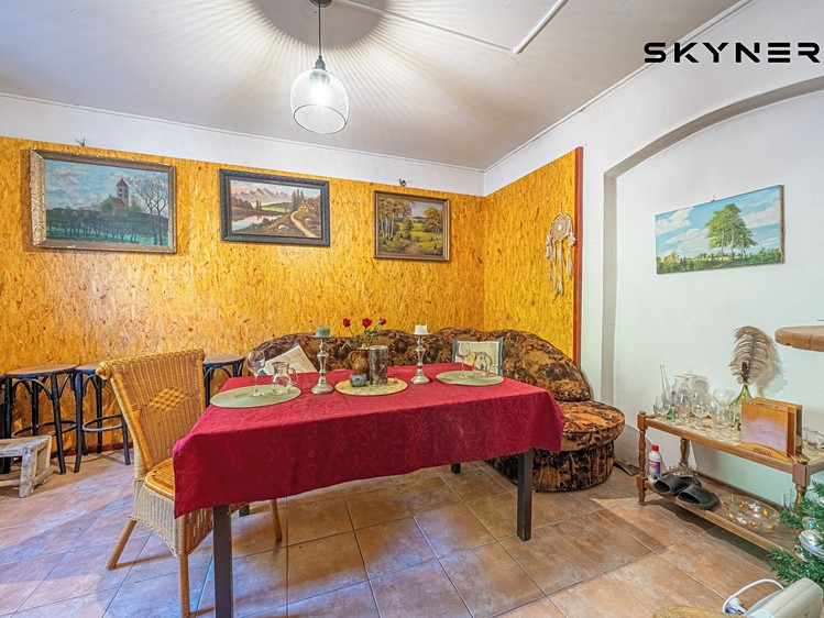 Комерційне приміщення на продаж, 300 м² (22 з 25)