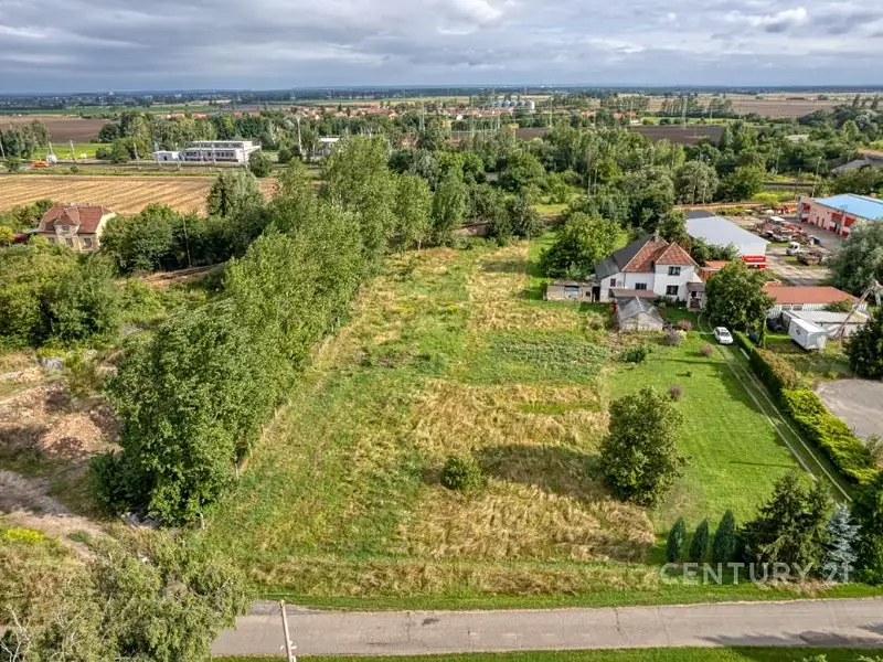 Prodej stavebního pozemku 800 m², Pečky – náhled fotky 1