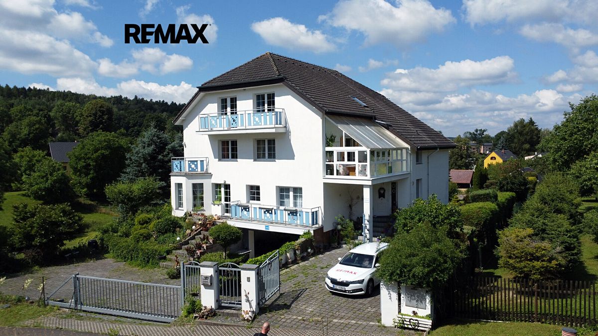 Prodej vícegeneračního domu 490 m², pozemek 1721 m²