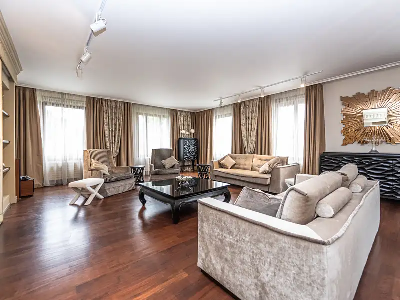 Pronájem bytu 5+kk 193 m², Praha – náhled fotky 3