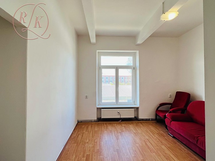 Комерційне приміщення в оренду, 97 м² (6 з 28)