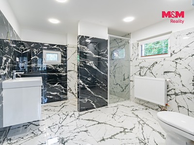 Prodej domu, 145 m² (3 z 23)