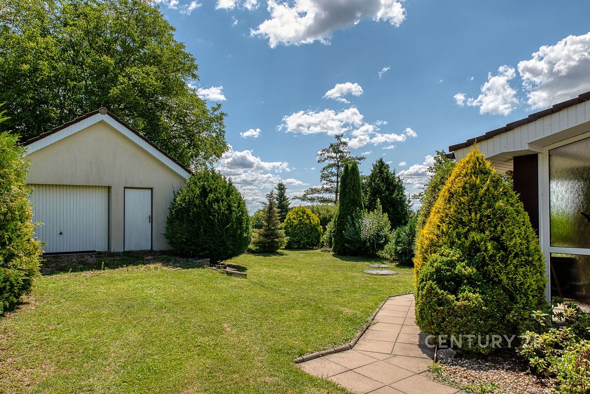 Prodej rodinného domu 139 m², pozemek 822 m² – fotografie 4
