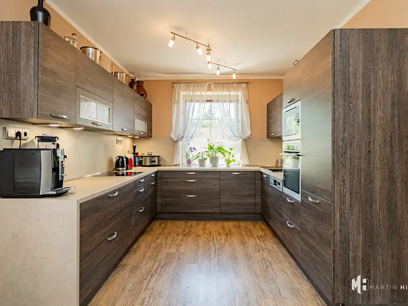 Prodej rodinného domu 153 m², pozemek 584 m², Měšice – náhled fotky 3