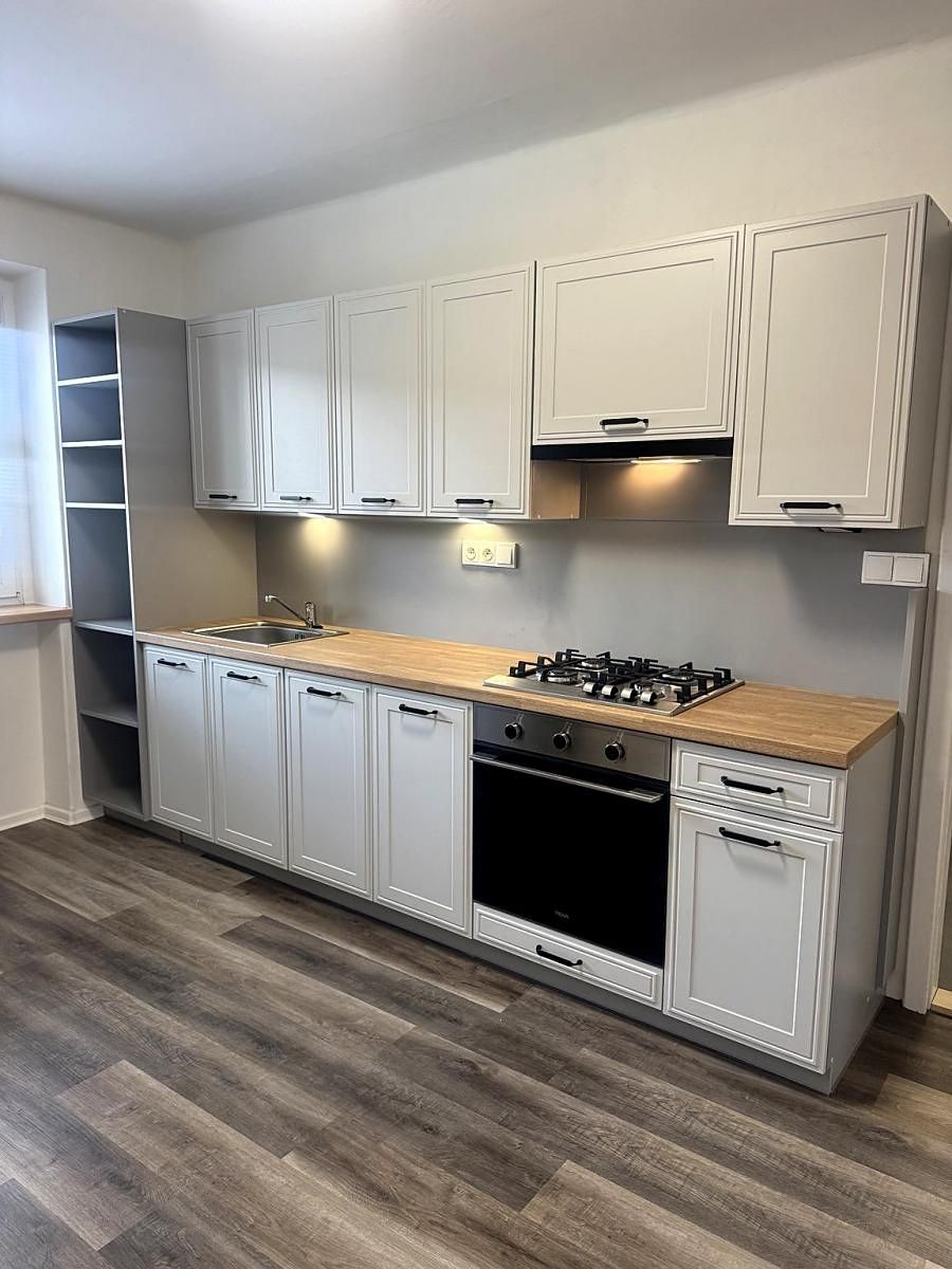 Pronájem bytu 2+1 48 m² – fotografie 3