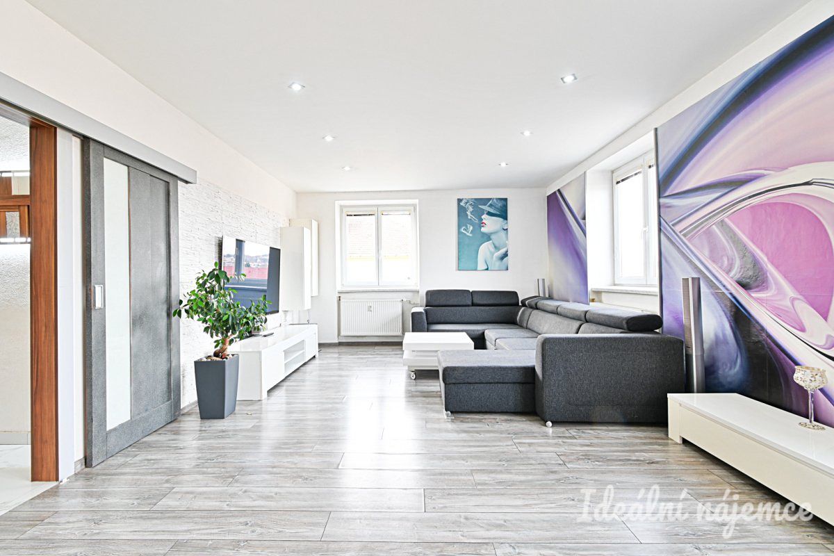 Pronájem bytu 2+1 74 m²