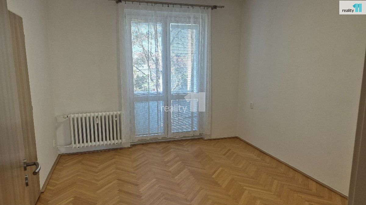 Pronájem bytu 2+1 55 m² – fotografie 3