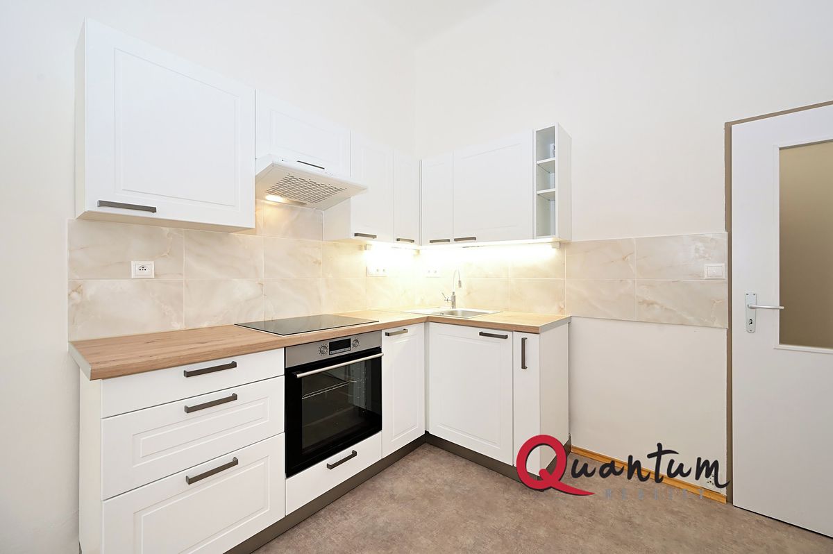 Pronájem bytu 2+kk 50 m² – fotografie 3