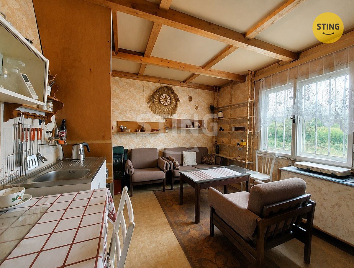 Prodej chaty 38 m², pozemek 355 m² – fotografie 2