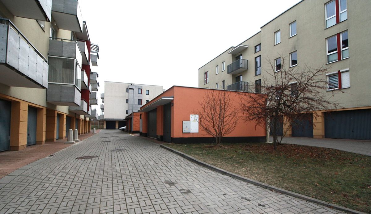 Pronájem garáže 18 m² – fotografie 5