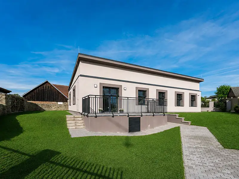 Prodej rodinného domu 180 m², pozemek 621 m², Trhový Štěpánov – náhled fotky 1