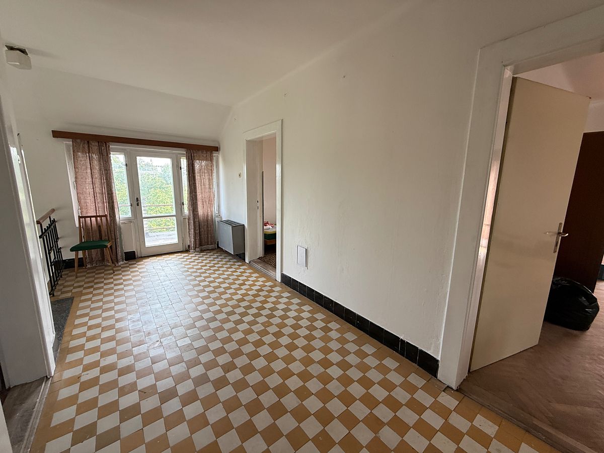 Pronájem vily 240 m², pozemek 500 m² – fotografie 4
